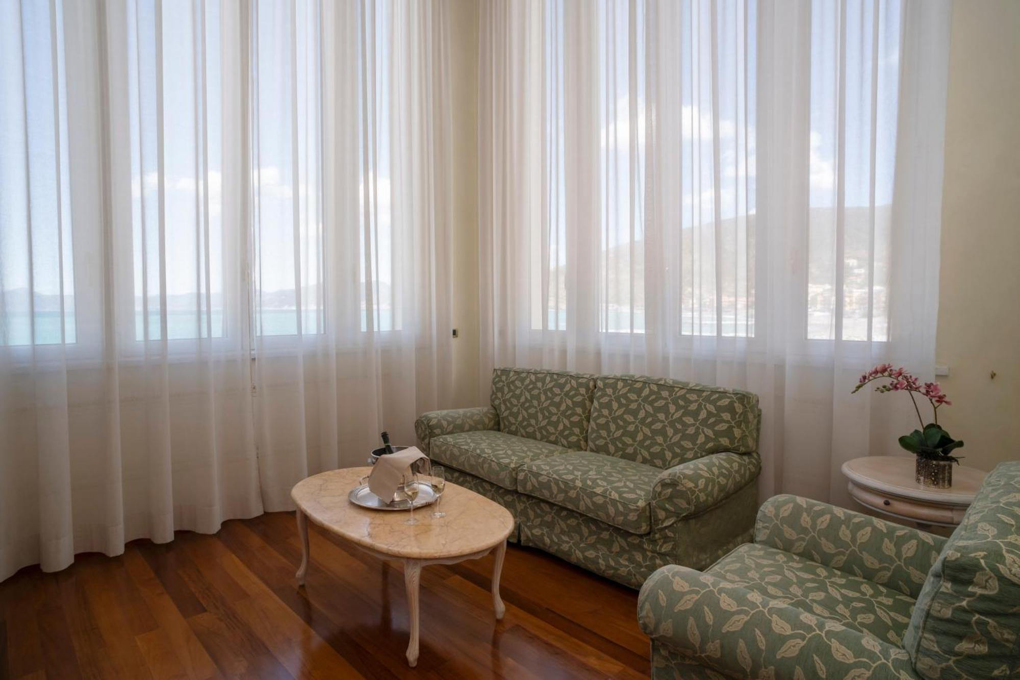 Suite Hotel Nettuno Sestri Levante Eksteriør billede